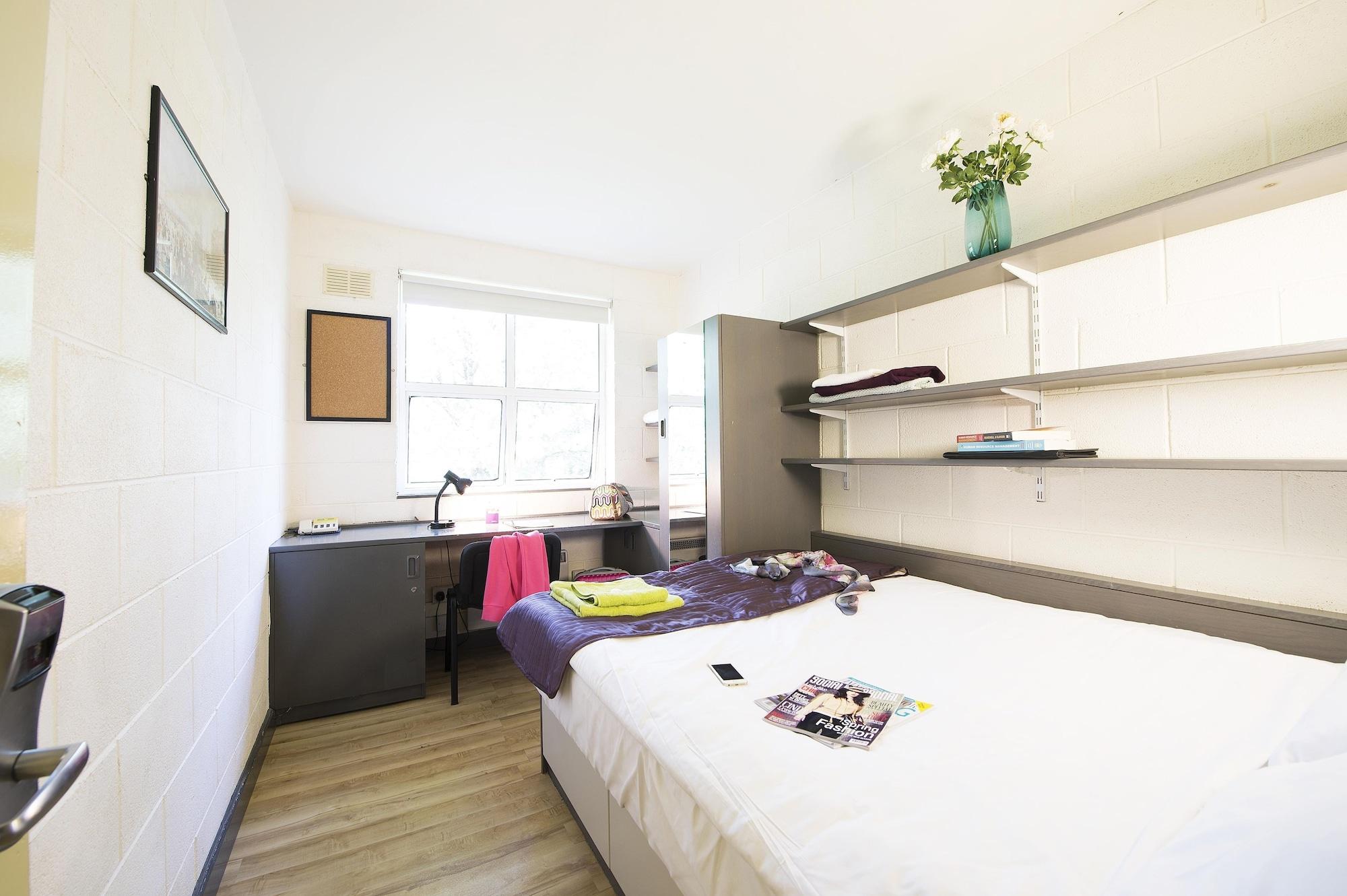 Corrib Village Apartments University Of Galway Extérieur photo