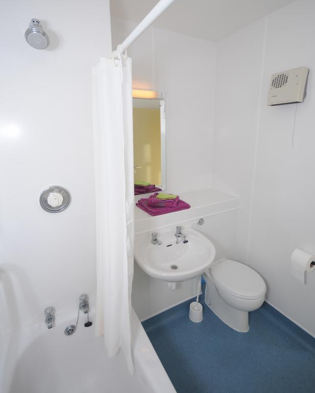 Corrib Village Apartments University Of Galway Extérieur photo